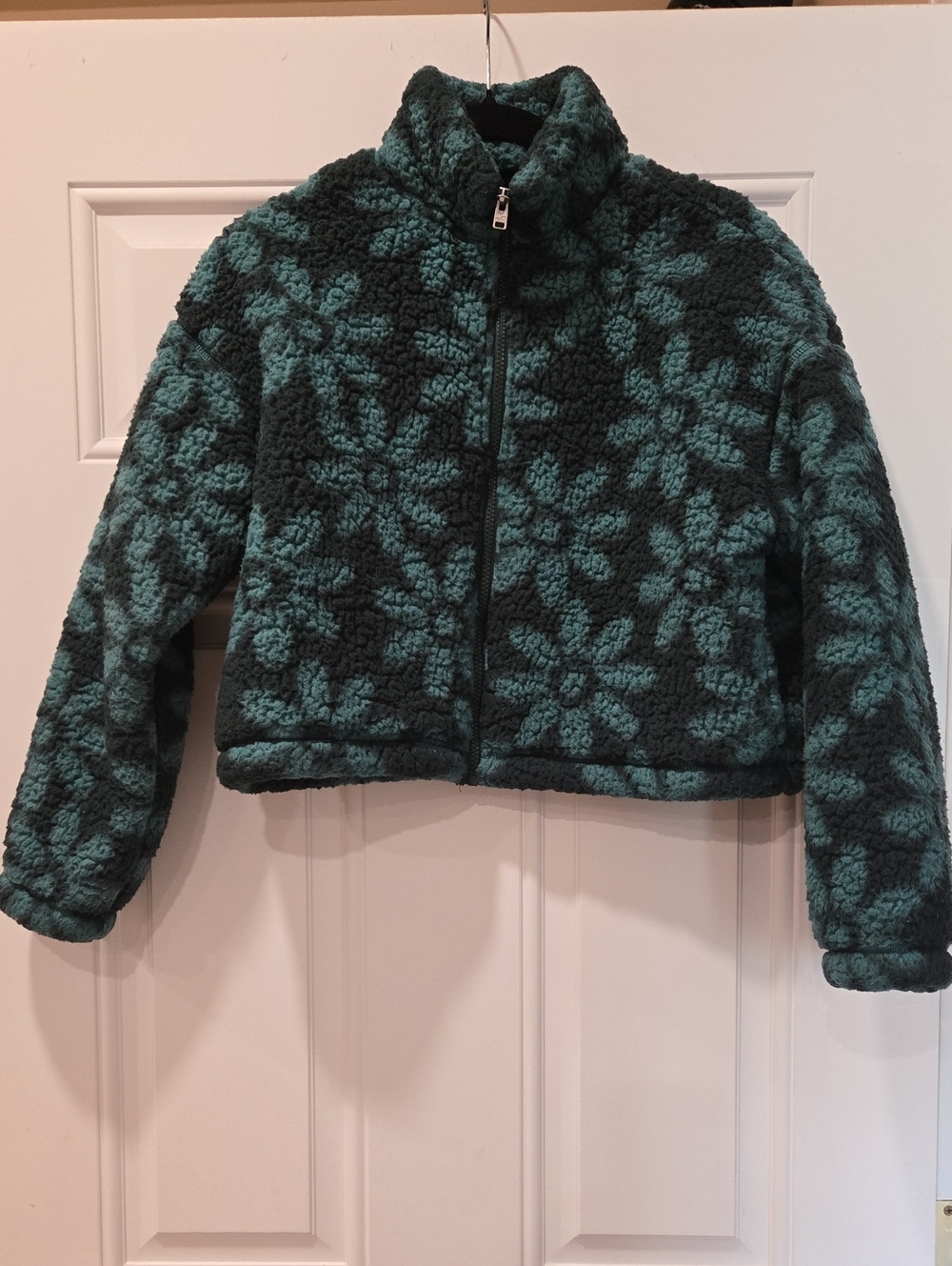 Hollister Teal and Dark Green Floral Sherpa Puffer Jacket
